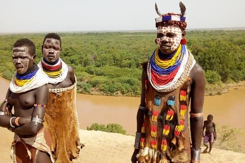 8 days tour from Addis Ababa to omo valley