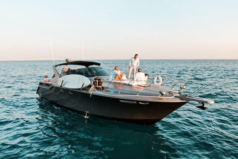 3Hr Privat Yacht Cruise i Cabo Som om du var ombord på din egen private yacht