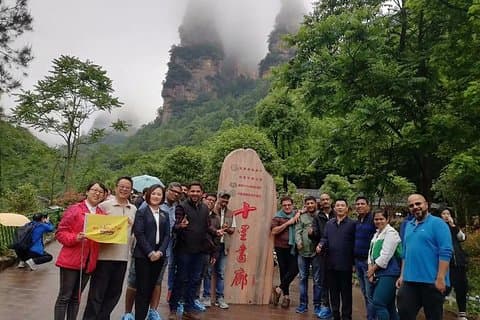 Privat 2 dagar Zhangjiajie framhäver glasbron, Avatar Mountain Tianmen grotta