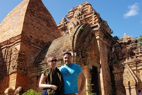 Nha Trang 2-veis Flyplasstransport pluss 1 dags bytur med mudbad