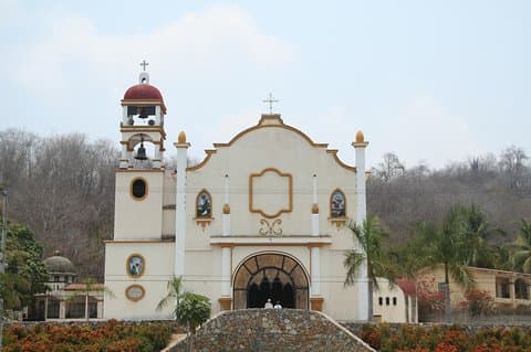 Premium Shore Excursion & Local Culture Tour