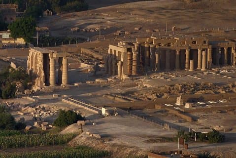 Tur til Ramesseum Temple og Medenit Habu Tour