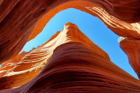 Private Führungen durch den Peek-A-Boo-Slot-Canyon