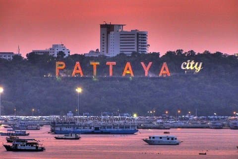Upptäck Pattaya som Local by Songthaew