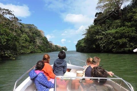Día completo en Ile Aux Cerf: lancha rápida, GRSE, almuerzo en una isla privada y traslado