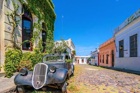2 - Tagesausflug nach Colonia und Montevideo ab Buenos Aires