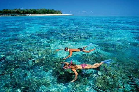 Green Island Day Trip from Cairns with Beaches Transfers