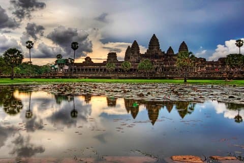 Tour di tre giorni Alla scoperta di Angkor Wat e del villaggio galleggiante