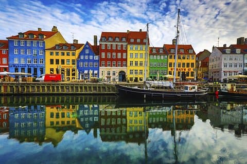 Kopenhagen zelf 4/8 uur verwijdering per luxe voertuig