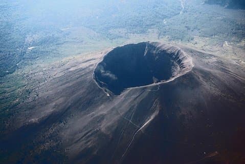 Pompeii & Vesuvius Guided Tour with Private Driver & Guide from Salerno
