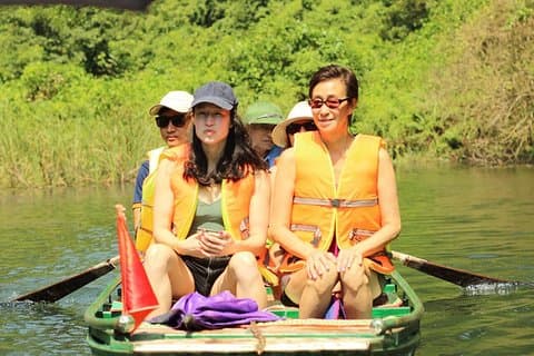 Bai Dinh Pagoda - Trang En båttur - Mua grottan bergsdagstur: bästsäljande