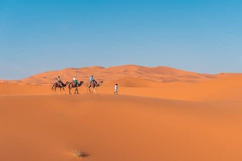 4 dias de viagem MARRAKESH a FEZ com 2 noites no MERZOUGA DESERT