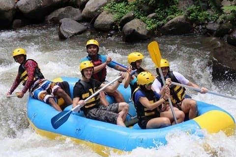 El mejor rafting en el río Ayung de Bali con almuerzo