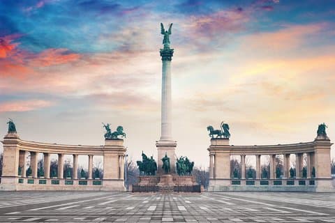 Privat transfer fra Zagreb til Budapest