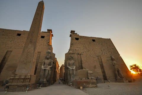Excursão privada de dia inteiro em Luxor East & West Bank