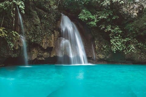 Paquete Osmeña Peak & Badian Canyoneering con las cataratas Kawasan