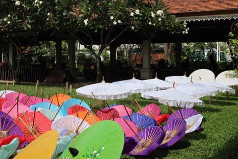 Private halfday - immergez-vous dans le monde de l'artisanat traditionnel thaïlandais!