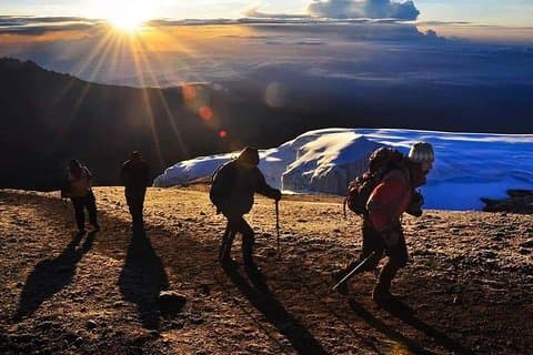6-daagse Marangu-routetrekking