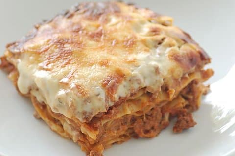 Aula de culinária de lasanha com almoço + aventura de quadriciclo com aperitivo