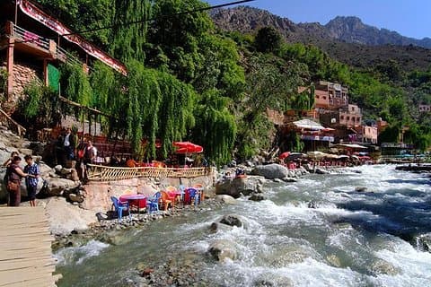 Viagem privada de um dia ao Vale Ourika saindo de Marrakech