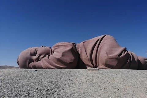 Private Day Tour til Xuanquanzhi Ruin og Statue of Son of Earth fra Dunhuang