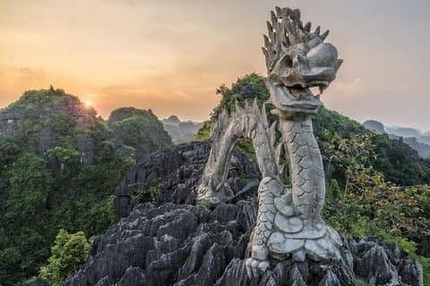 Lyx Hoa Lu - Tam Coc - Mua Cave 1 dagstur - med limousine och liten grupp