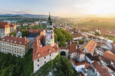 Private one way transfer from Cesky Krumlov to Sankt Wolfgang im Salzkammergut