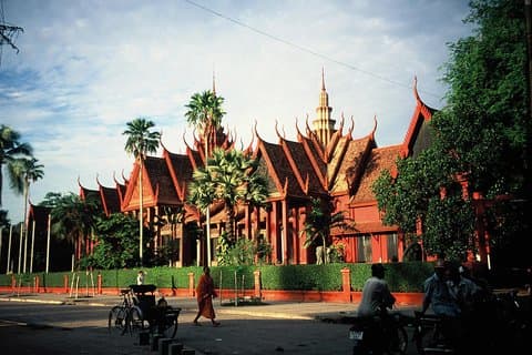 2 jours de visite guidée privée du patrimoine de Phnom Penh