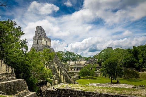 Viagem diurna para Tikal saindo da Cidade da Guatemala com almoço
