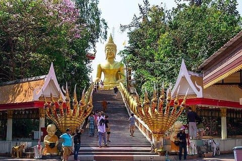 Vida noturna de Pattaya por Songthaew - bebida noite bêbado bêbado