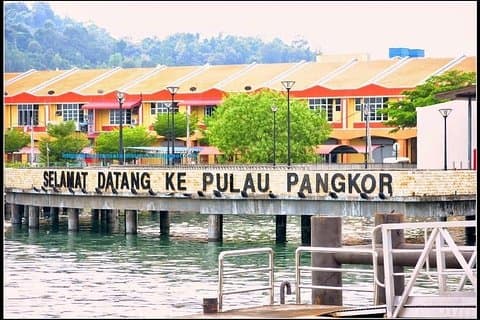 Jetty van Lumut (Marina Island) naar Kuala Lumpur Hotels Transfer in één richting