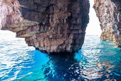 Luxe boottocht over de Blauwe Grot, Hvar en Vis vanuit Split en Brac