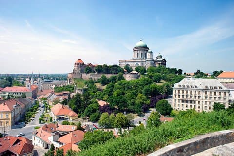 Donauknie: Tagesausflug ab Budapest
