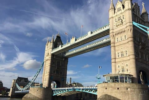 Byen gennem århundrederne: En selvguidet lydtur i London