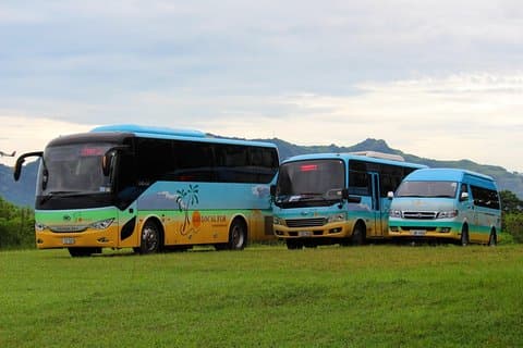 Traslado compartido (SIV) de Coral Coast Fiji al aeropuerto de Nadi