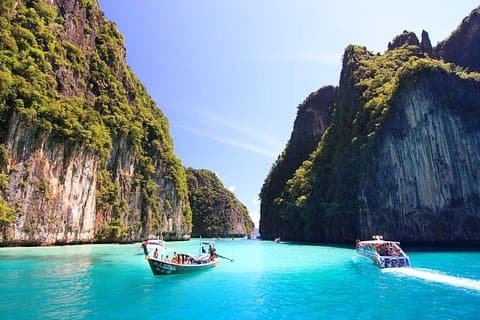 Phi Phi Island med fartbåt fra Krabi