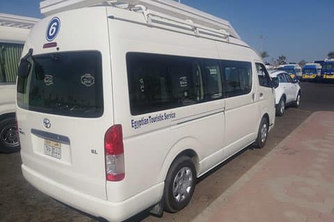 Overfør med minibuss fra Hurghada flyplass til El Quseir eller tilbake