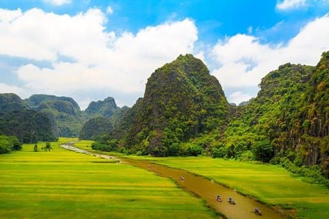 Ninh Binh One Day Tour om Hoa Lu, Tam Coc, Mua Cave te bezoeken