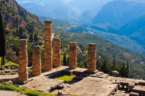 アテネからのデルファイ日帰り旅行