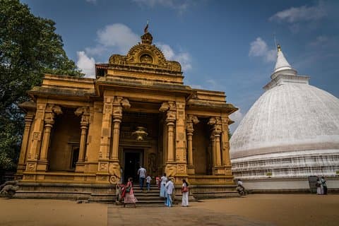 Colombo Countryside Temples Tour: Exklusiv TukTuk-upplevelse