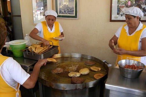 Veracruz and Boca del Rio Food Tour with Mangroves Boat Trip