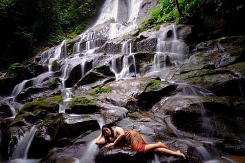 Private Bali Tour: Hemmelige vandfald og pristine jungle treks