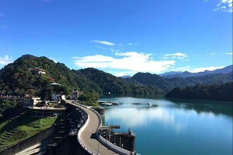 N110 Shihmen Reservoir Daxi Huahai Farm Daxi Old Tea Factory Daxi Old Street Day Tour (10h)