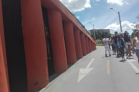 Tour Comuna 13 Primo museo all'aperto e detriti