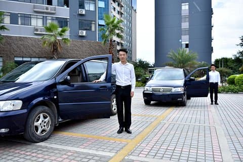 Private Departure Transfer: Yangshuo to Guilin International Airport (KWL)
