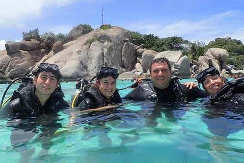 Devenez plongeur certifié en 3 jours - cours PADI Open Water Diver à Koh Tao