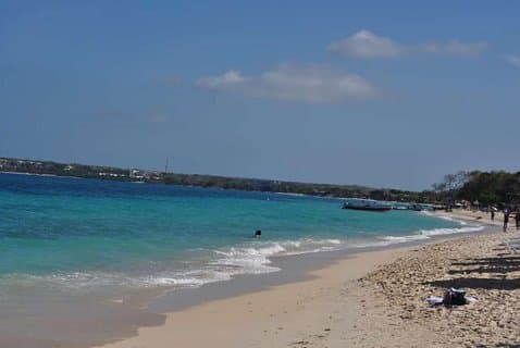 Day trip to Playa Blanca Barú by land