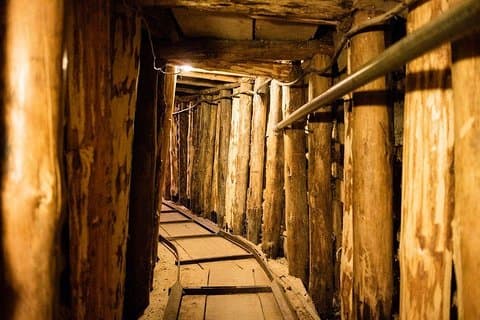 El salvavidas secreto: Tour por el túnel de guerra de Sarajevo