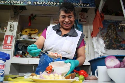 Lima Mad gennem lokale markeder og Barranco Tour (lille gruppe)