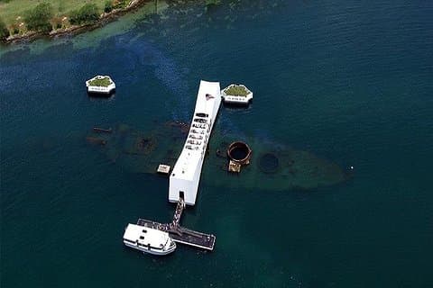 Pearl Harbor et Mini Circle Island depuis la grande île